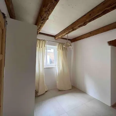 Villa 1landhaus Fuer Vier Personen, 50 Mbits Wlan Villenbach